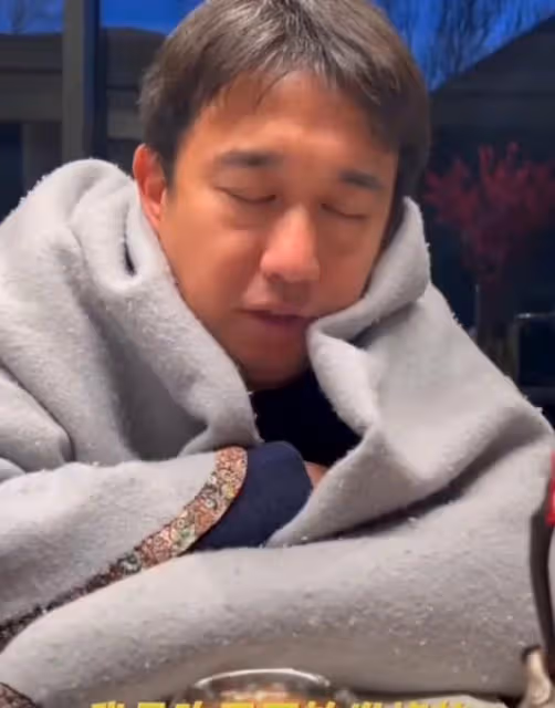 10多位明星確診陽性，李思思臉色蒼白，黃子韜雙眼通紅