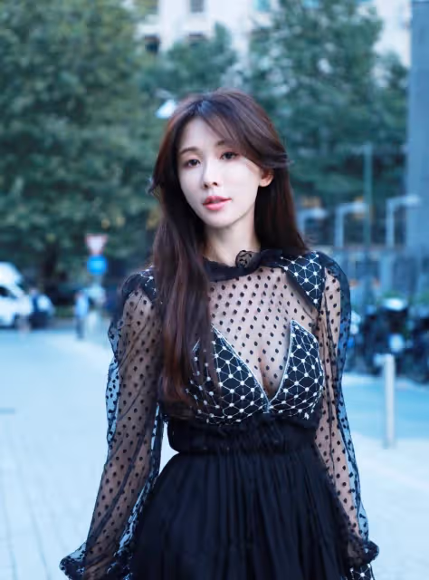 林志玲這次真是拼了？穿透視公主裙力凹傲人曲線，173的身材真火