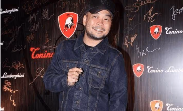 「電話整蠱」的創始人，為複製周星馳抹平稜角，今54歲稱潮人教父