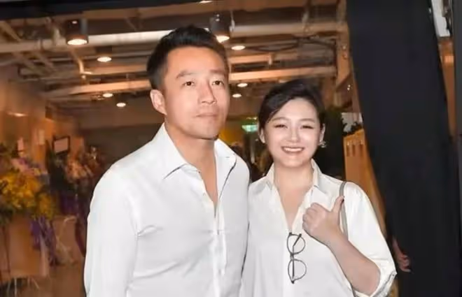 汪小菲直播怒斥大S，不讓孩子回北京觸碰底線，曝多個猛料太震驚
