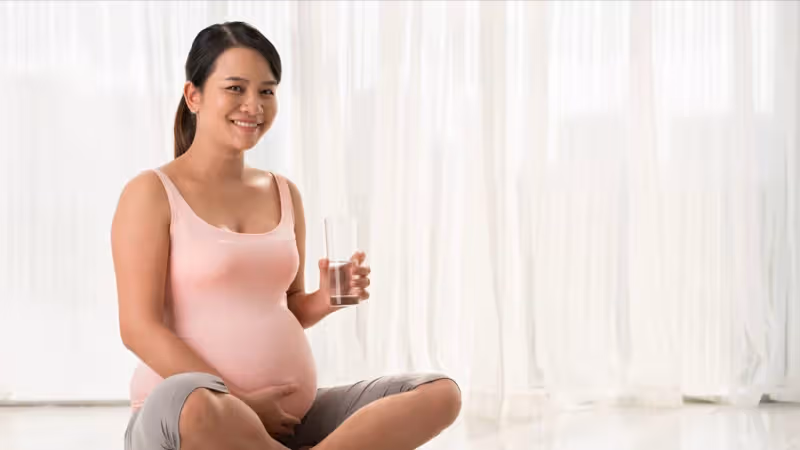 兒媳和女兒同時生孩子，婆婆伺候女兒坐月子，鄰居都夸婆婆明智