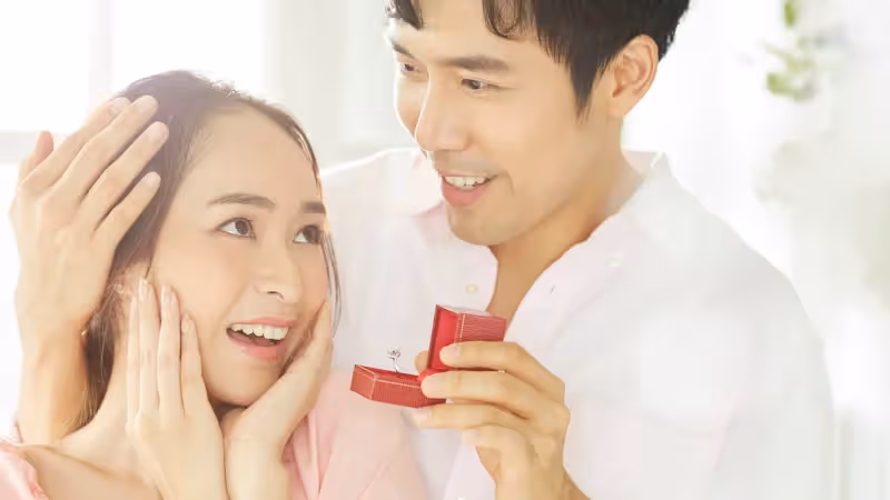 妻子下班回到家，一家人催做飯，老公怒了: 收拾東西，我們搬走