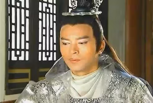 曾熱烈追求林鳳嬌！資深男星「選擇默默退出」反而關係昇華　「一手捧紅大咖明星」連吳宗憲都不敢得罪