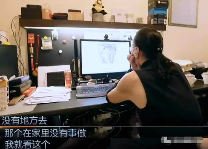 逍遙自在！參觀86歲謝賢香港的家，平時自己獨居，家裡從不請保姆，做飯親自動手，網友：不愧是四哥！