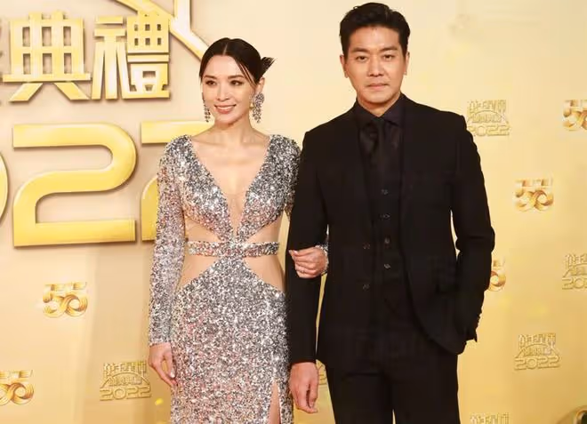 TVB頒獎禮眾星大秀身材!滿屏都是大長腿,江美儀穿羽毛裝搶鏡