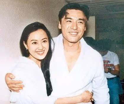60歲章小蕙自曝更年期症狀,身體不好,但臉上仍比關之琳顯年輕