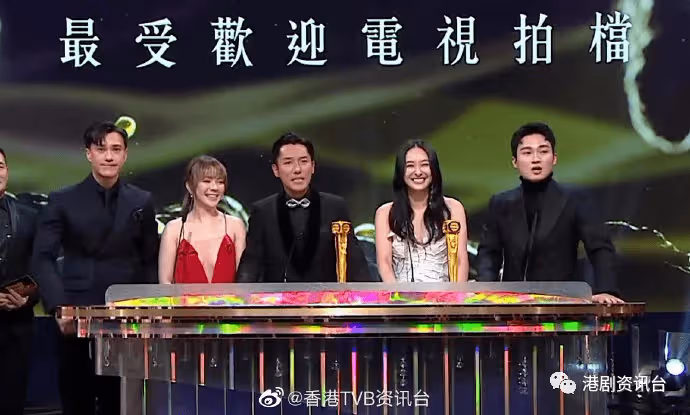 台慶頒獎禮2022|陳瀅想再贏最佳衣著獎 JW趁後生嘗性感打扮
