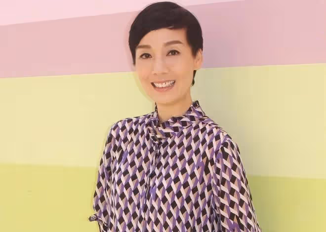 恭喜！吳君如前弟媳勇奪視後激動大哭，一度得罪高層被TVB封殺
