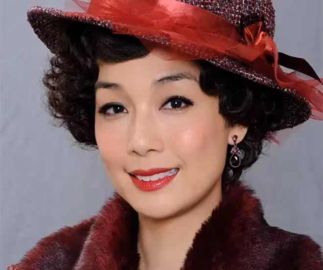 恭喜！吳君如前弟媳勇奪視後激動大哭，一度得罪高層被TVB封殺