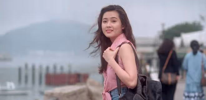 57歲李麗珍曬慶生照，身材發福走樣，25歲女兒出鏡繼承媽媽高顏值