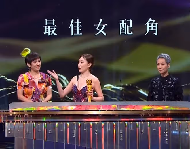 TVB頒獎禮！視帝視後實至名歸，黃日華稱或最後一次亮相電視熒幕