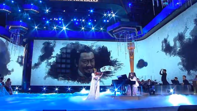 TVB頒獎禮向16位離世前輩致敬，曾江楊群在列，放生前片段好催淚