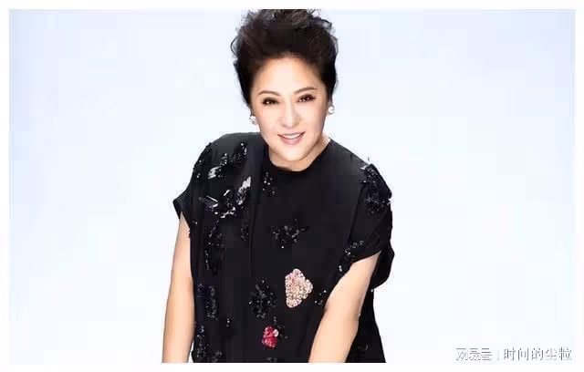 又在內涵張蘭?向太自曝看孫子要徵求兒媳意見,向佐都得靠邊站