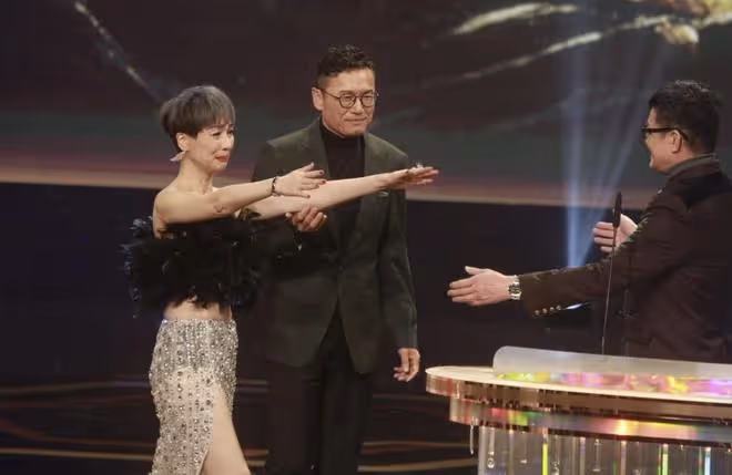 港媒曝TVB視帝視後獎座價值,足金打造值83萬元,可在港首付買房