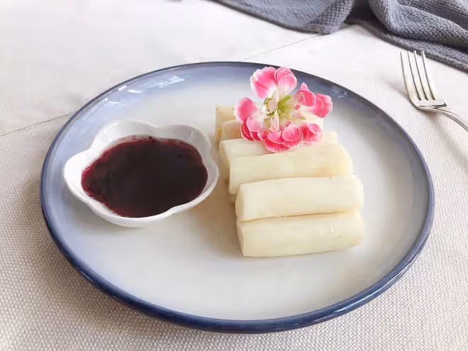 蒸山藥(山藥、藍梅醬)
