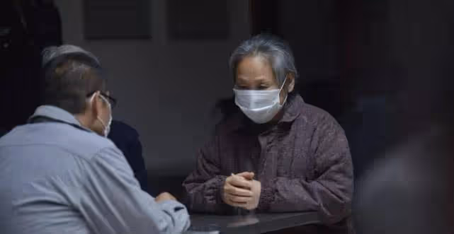 她是毛孩母親，拍兩部電影票房近百億，演技感動觀眾