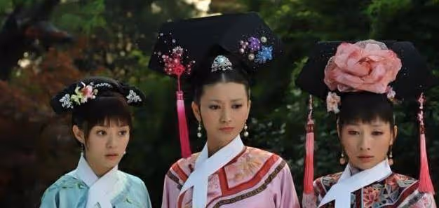 甄嬛傳：為何眉莊兩次懷孕，皇后都不下手？原來她也是替身