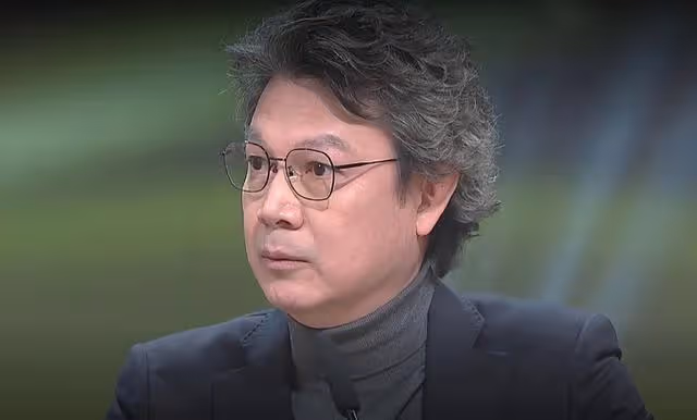 香港知名男星滿頭灰白髮現身！出軌港姐事業盡毀，至今仍是單身