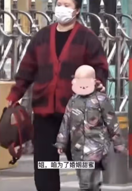 沈騰王琦合體現身破婚變傳聞，沈騰錄春晚後回酒店，妻子緊隨其後