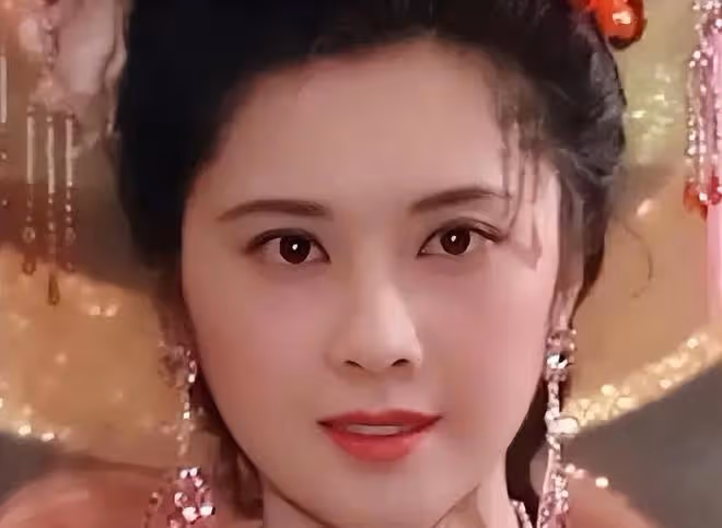 《西遊記》：導演找遍了全國的漂亮妞兒，你們卻只盯著八戒看！