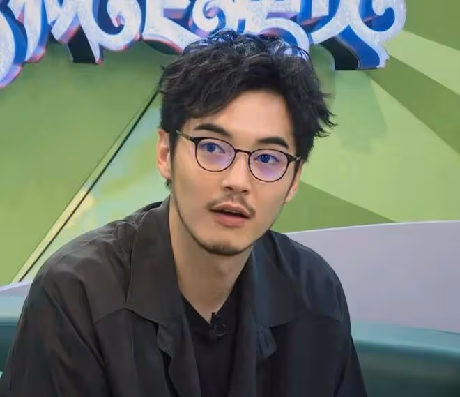 聞周杰倫球鞋,當眾舔女藝人腳趾,小S這些年究竟做過多少荒唐事