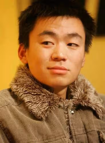 90年代,「李連杰」演的電影《少林寺》,改變了「王寶強」的命運
