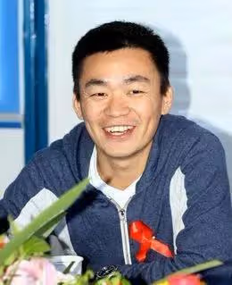 90年代,「李連杰」演的電影《少林寺》,改變了「王寶強」的命運