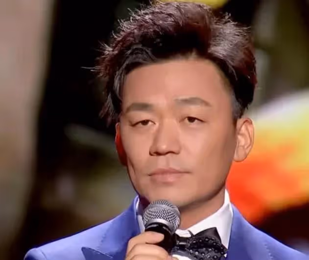 90年代,「李連杰」演的電影《少林寺》,改變了「王寶強」的命運