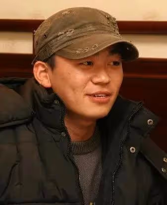 90年代,「李連杰」演的電影《少林寺》,改變了「王寶強」的命運