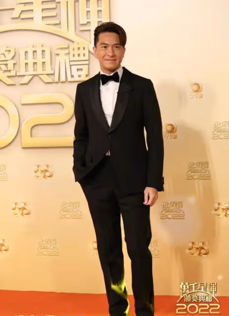 2022TVB萬千星輝頒獎典禮,應屆香港小姐聚首,胡定欣大秀好身材