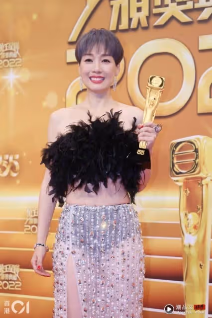 萬千星輝 ｜ 江美儀首奪視後…被林敏驄嗆：整隻烏雞那樣！
