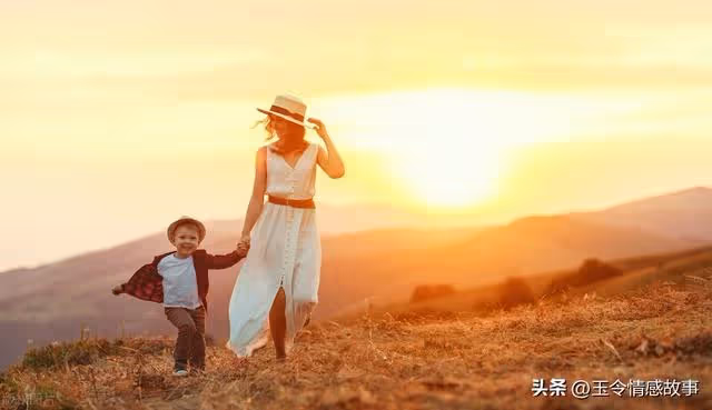 母親離婚帶我凈身出戶，多年後，富豪父親捧著車房求見我一面