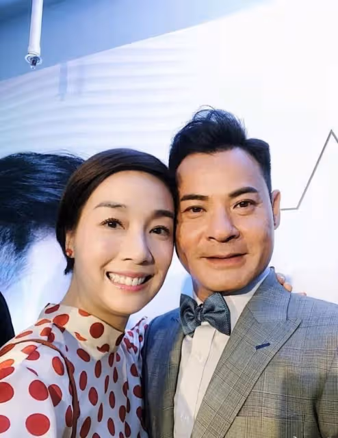 爆冷奪視後!TVB知名女星頒獎禮盛裝打扮被搭檔吐槽:像烏雞一樣