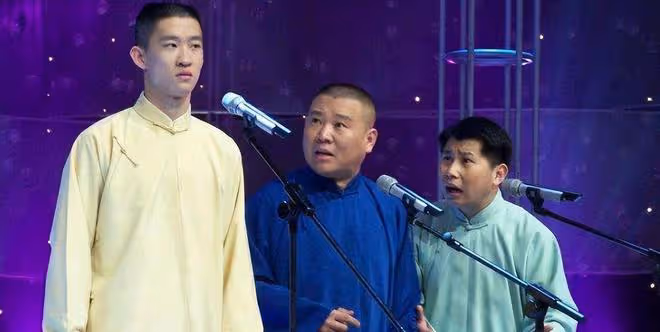 同樣是背叛師門,郭德剛為何能歡迎曹雲金回歸,卻只口不提何雲偉