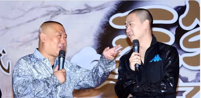 同樣是背叛師門,郭德剛為何能歡迎曹雲金回歸,卻只口不提何雲偉