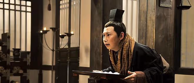 同樣是背叛師門,郭德剛為何能歡迎曹雲金回歸,卻只口不提何雲偉