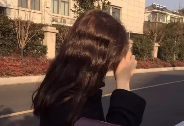 小姑子不上班，讓我給她8000買衣服，婆婆還偏向她，我只能出狠招