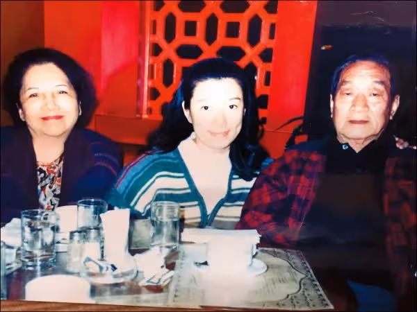 認小三當乾媽!趙詠華「19歲後沒見過生母」頓失親情 謝她陪伴30年「替抄心經祈福」:恩情還不完