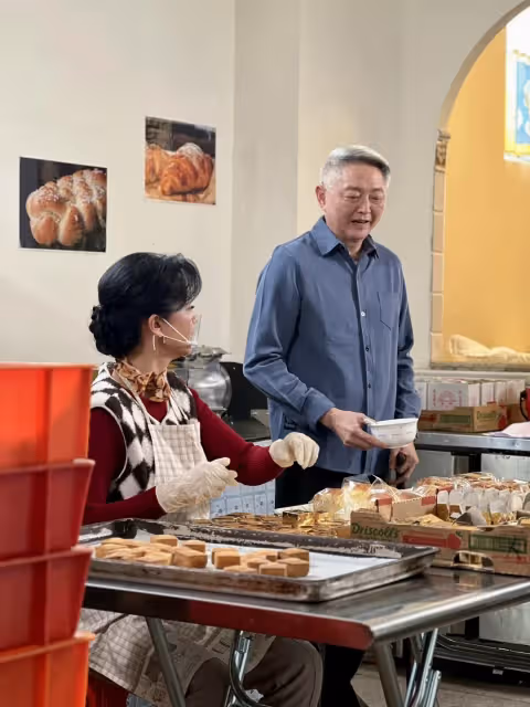 睽違22年!高欣欣首度「偕夫驚喜合體」《市井》劇組 戲裡戲外皆夫妻「畫面閃到不行」藏不住喜悅