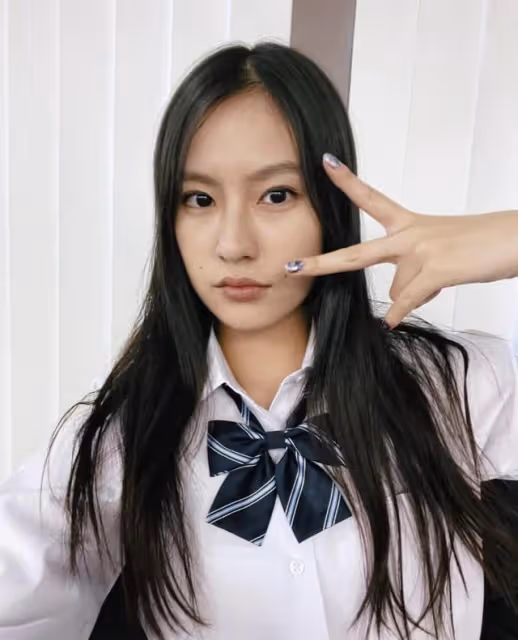 女演員的性感只有1.58米高