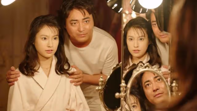 女演員的性感只有1.58米高