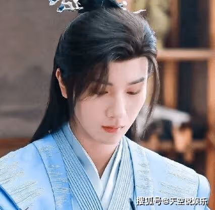 《少年歌行》蕭瑟的武功是誰廢的？莫衣為什麼說是女子傷的他？
