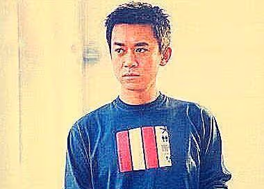 26歲出道，29歲第一段婚姻維持4年，二婚維持3年，三婚家庭幸福