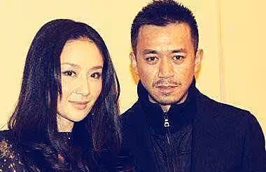 26歲出道，29歲第一段婚姻維持4年，二婚維持3年，三婚家庭幸福