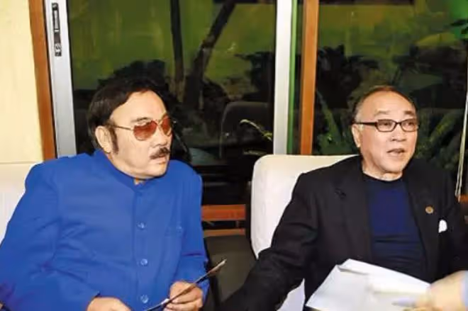 77歲老戲骨盧海潮去世，兒子現身追思會神情哀傷，不見親哥盧海鵬