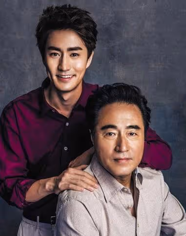 楊立新兒子楊玏:35歲仍未婚,是父親的驕傲也是他的「心病」