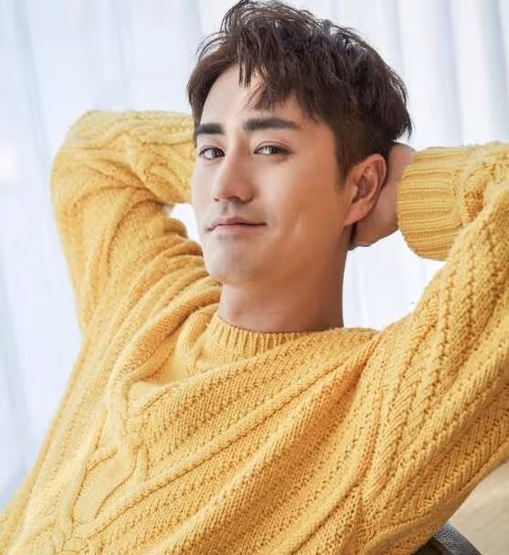 楊立新兒子楊玏:35歲仍未婚,是父親的驕傲也是他的「心病」