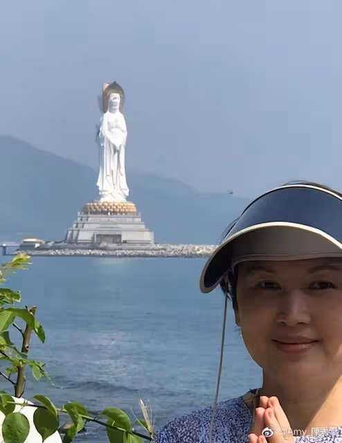 知名港星罕見曬近況！61歲皮膚狀態佳，被指胖了不止一兩個碼