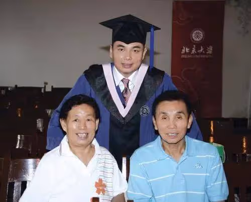 李厚霖:即將破產拿不出23萬,昔日風光如今狼狽,與李湘反差太大
