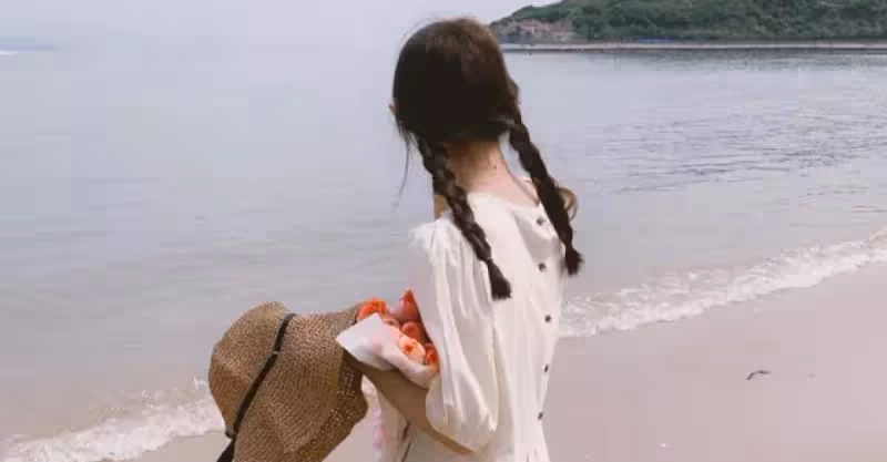 我爸留給我15萬遺產，我媽非讓我拿出來給我弟，我只能當眾揭穿她